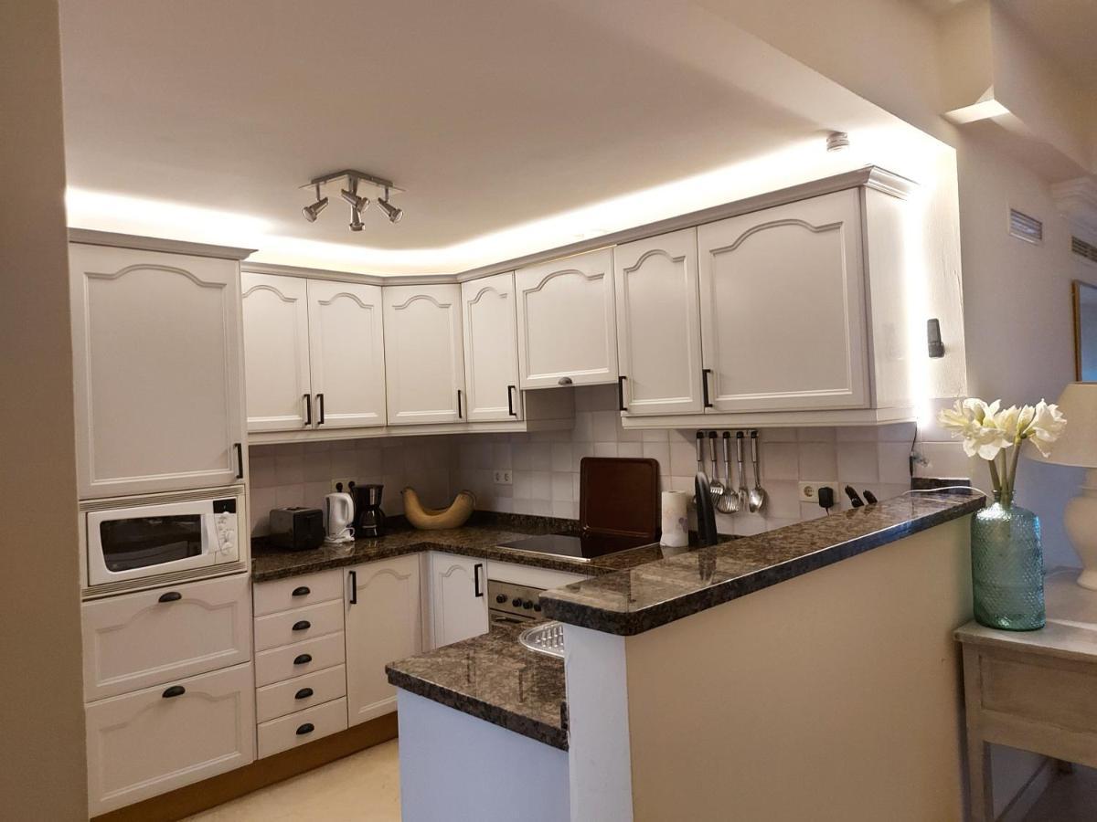 Estrelicia II Apartment Marbella Bagian luar foto